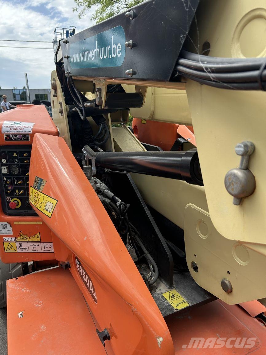 JLG E450AJ (2005) Gelenkteleskoparbeitsbühnen