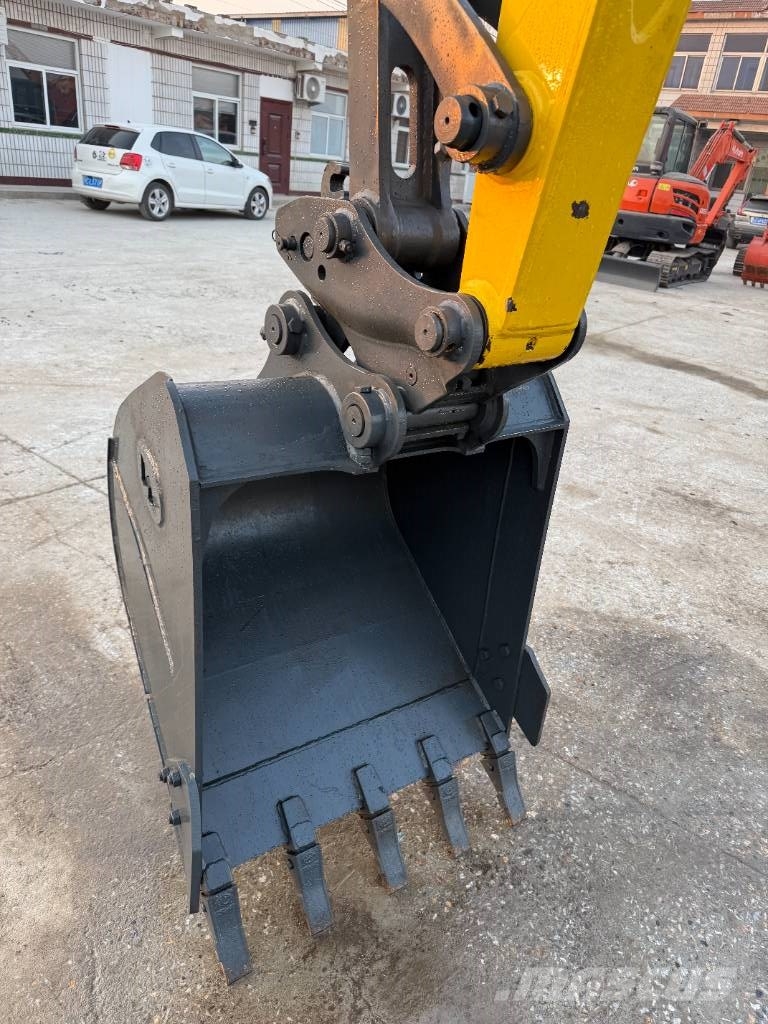Wacker Neuson 8003 Kāpurķēžu ekskavatori