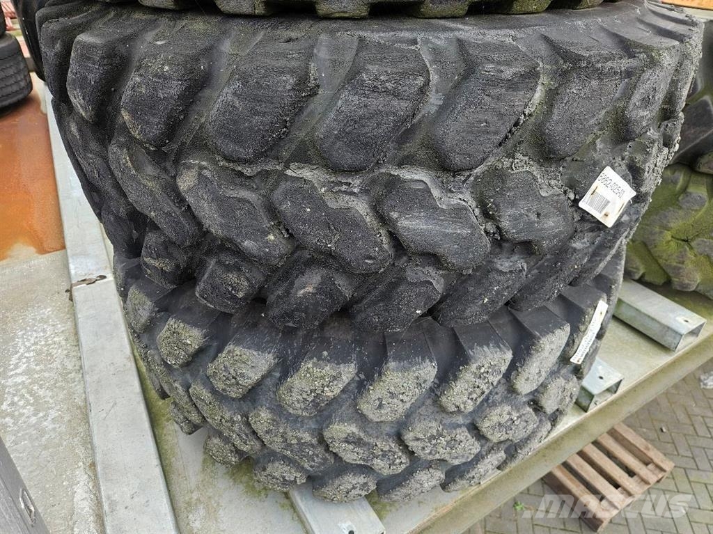Liebherr L506C-Firestone 340/80R18-Tire/Reifen/Band الإطارات والعجلات والحافات