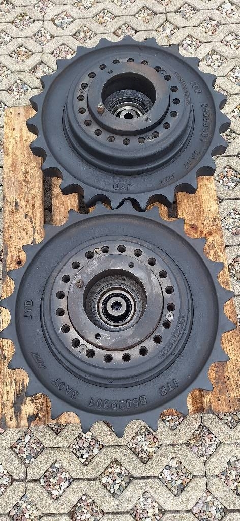 Zwolnica Case 688 788 888 988 Transmission