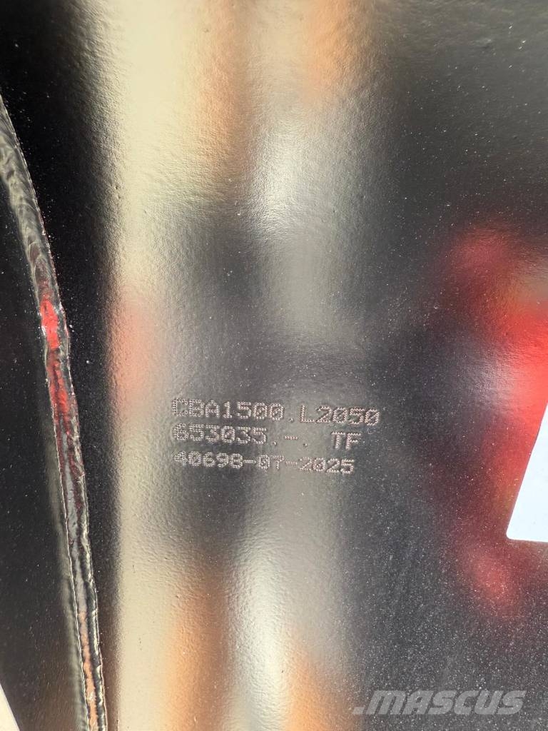 Manitou CBA 1500 L2050  653035 دلاء