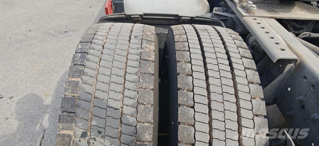 DAF XF480 4x2 RETARDER + STAND CLIMA وحدات الجر