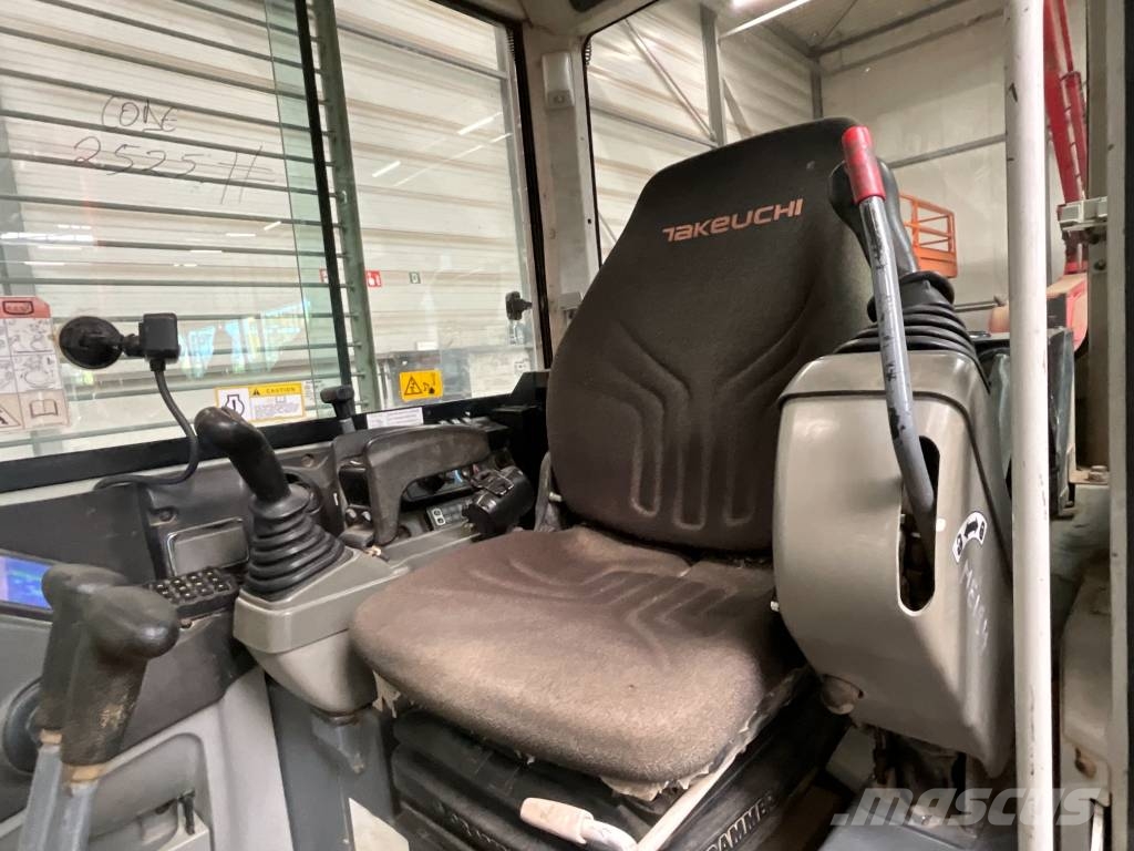 Takeuchi TB 280 FR حفارات وسط 7 طن - 12 طن