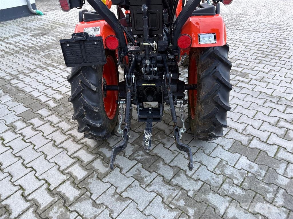 Sonstige AVENGER 26 Traktoren