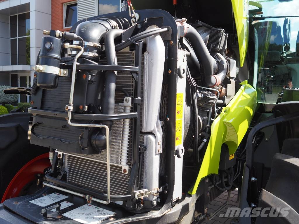CLAAS Arion 610 CIS Tractoren