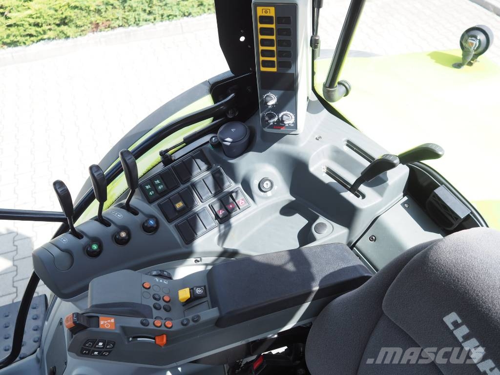 CLAAS Arion 610 CIS Tractoren