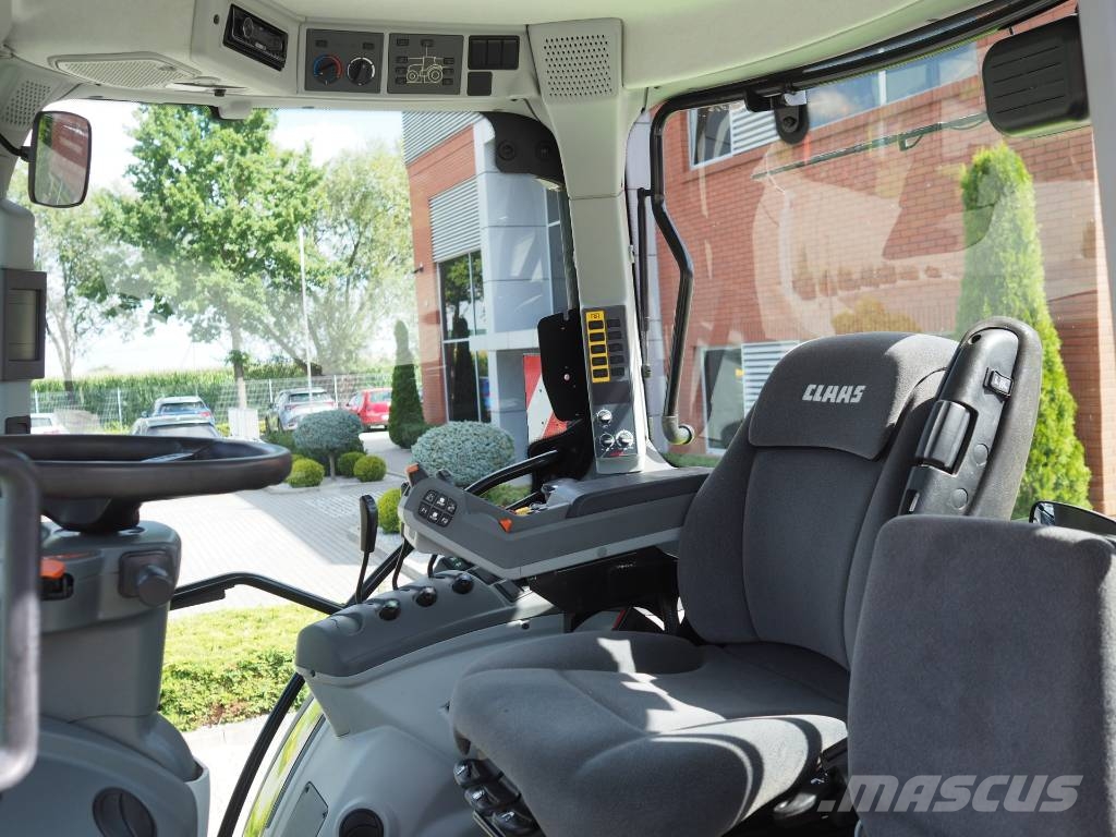 CLAAS Arion 610 CIS Tractoren