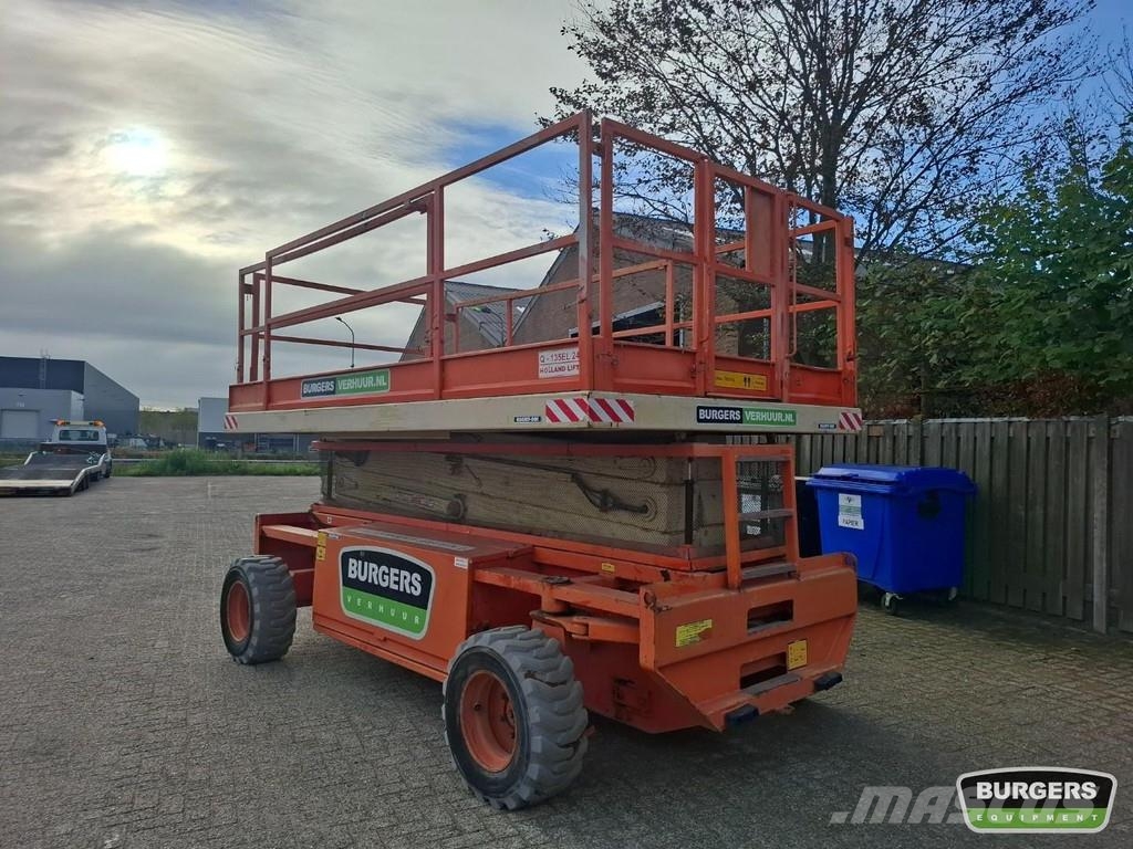 Holland Lift Q-135EL24 Šķerveida pacēlāji