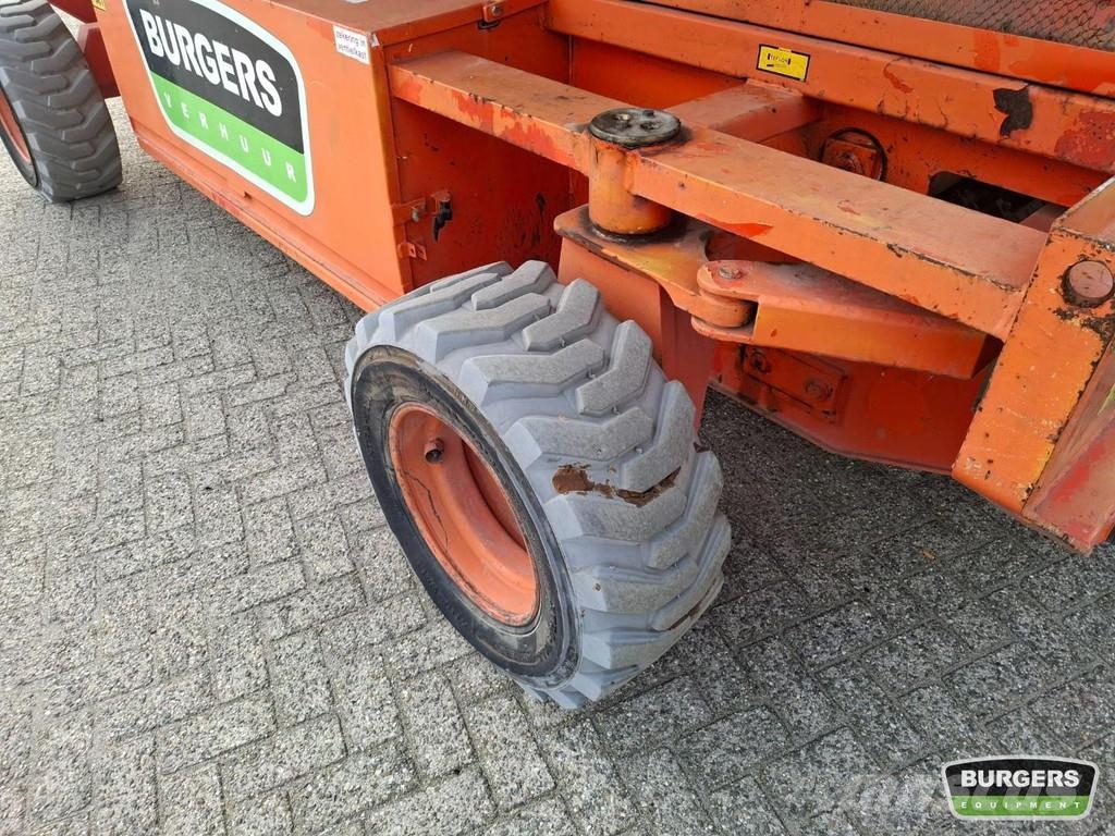Holland Lift Q-135EL24 Šķerveida pacēlāji