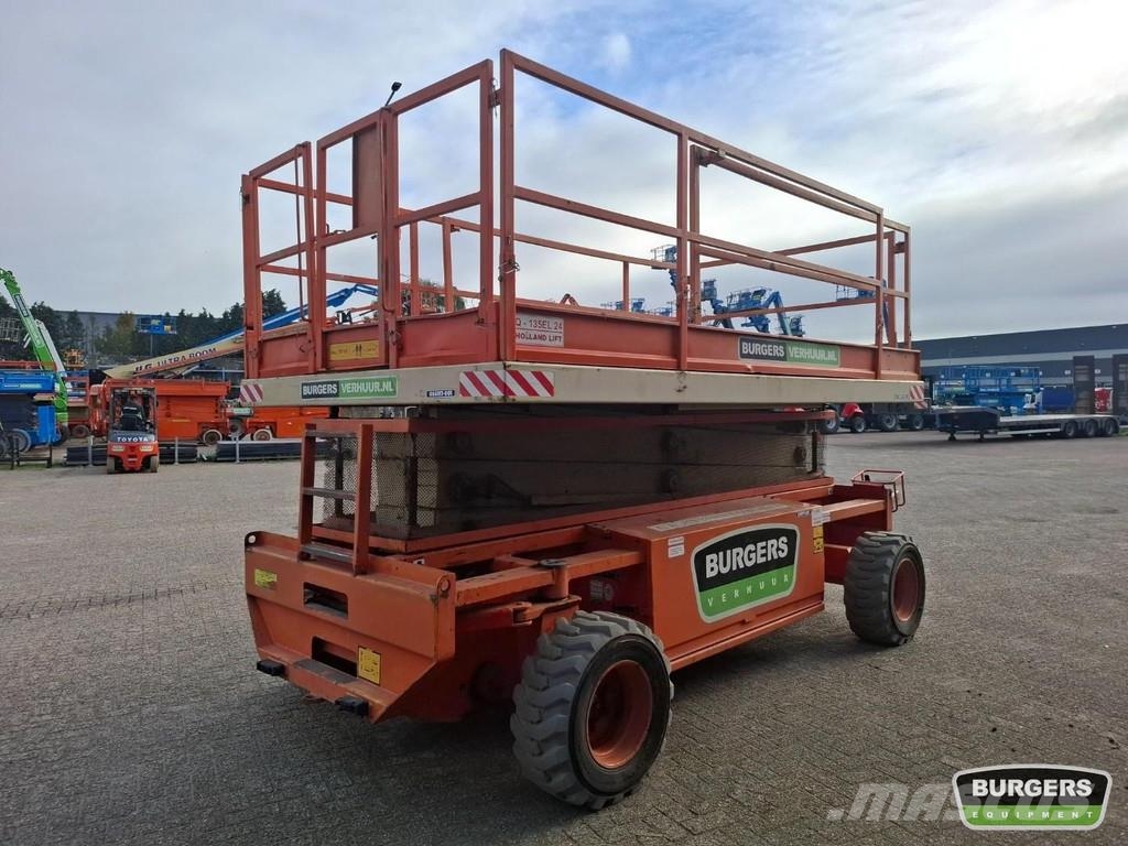 Holland Lift Q-135EL24 Šķerveida pacēlāji