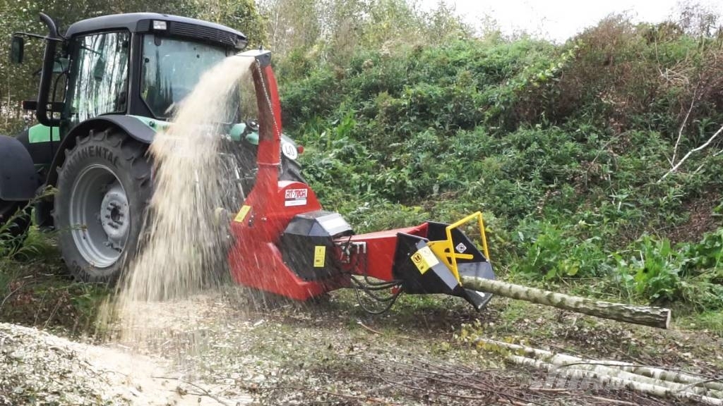 Remet Wood chipper RT-720R Koksnes šķeldotāji