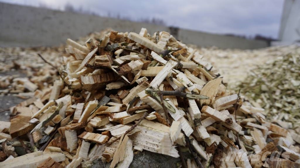 Remet Wood chipper RT-720R Koksnes šķeldotāji