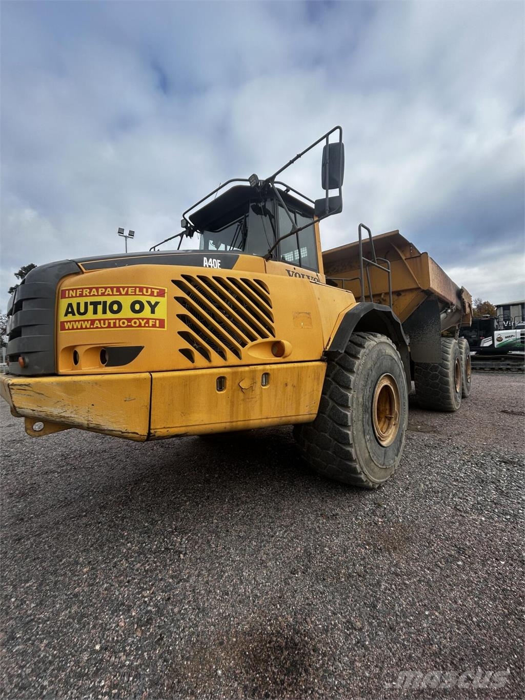 Volvo A40 E Zglobni demperi
