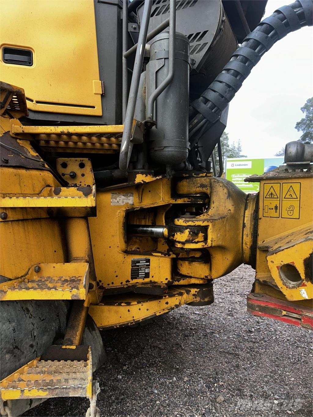 Volvo A40 E Zglobni demperi
