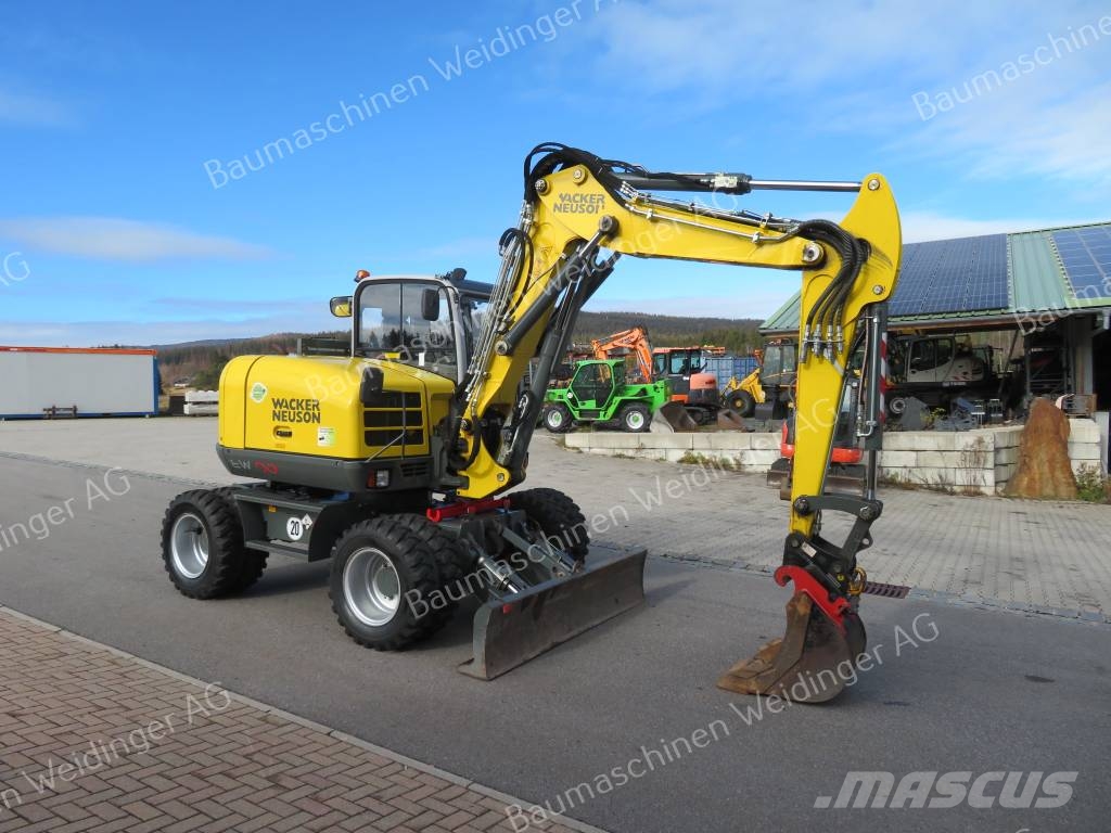 Wacker Neuson EW 100 Pelle sur pneus