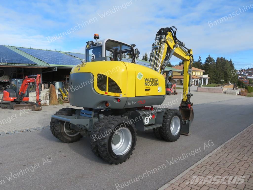 Wacker Neuson EW 100 Pelle sur pneus