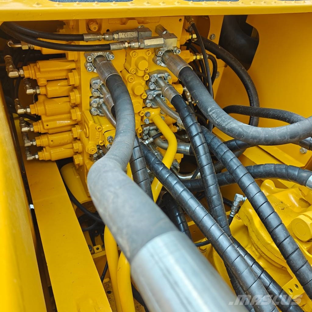 Komatsu 220-8mo Escavadeiras de esteiras