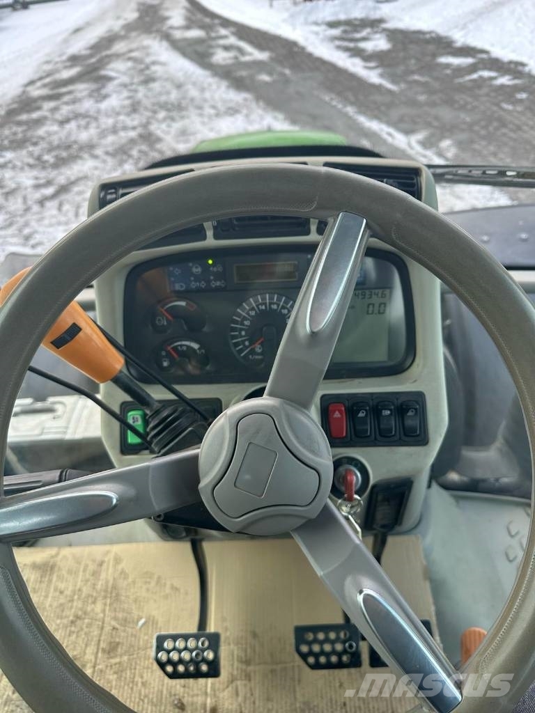 Deutz-Fahr AGROTRON 6150 Traktori