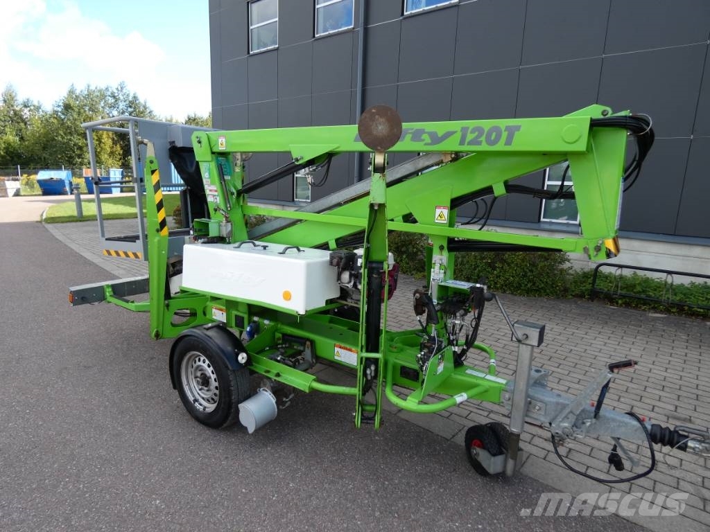 Niftylift 120 T المنصات الهوائية المثبتة على مقطورة