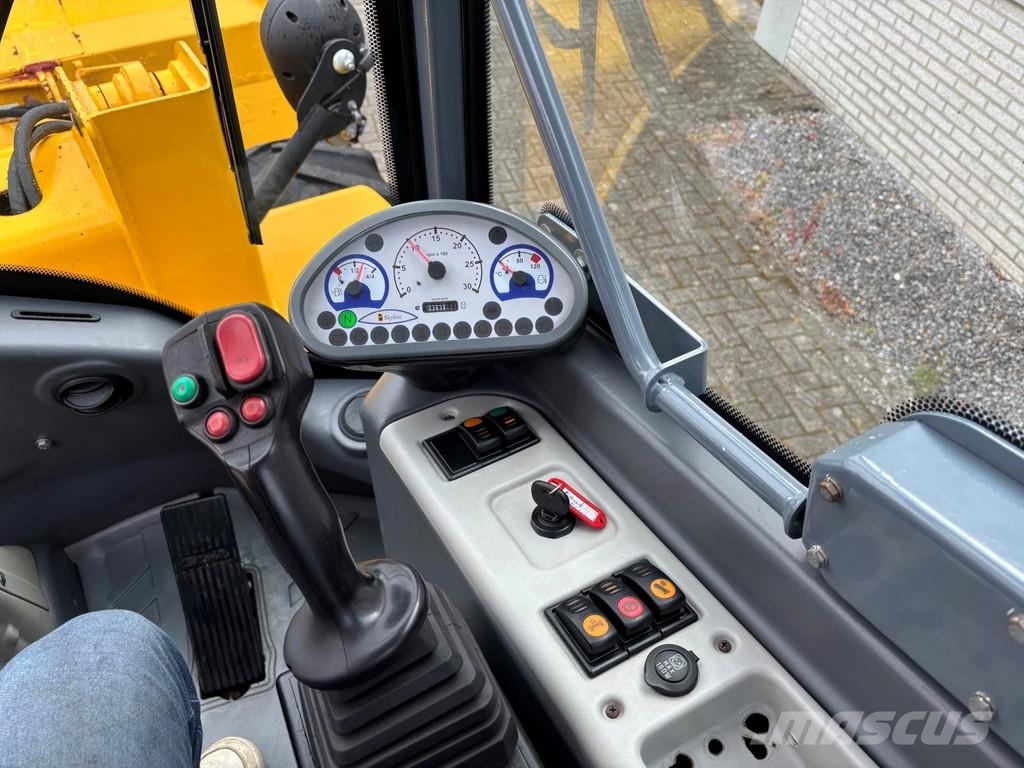 Palazzani Paload PL 165 wheelloader 2011 year. Only 3938 hou Wielladers