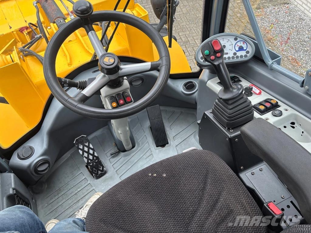 Palazzani Paload PL 165 wheelloader 2011 year. Only 3938 hou Wielladers