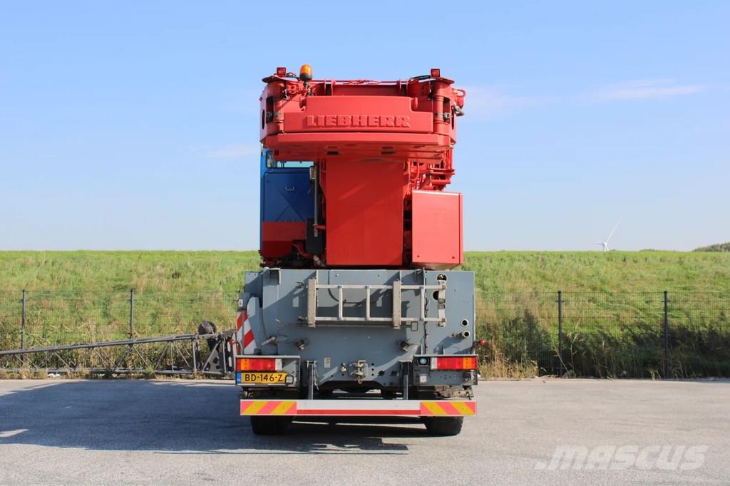 Liebherr LTM1090 -4.2 Visurgājēji celtņi