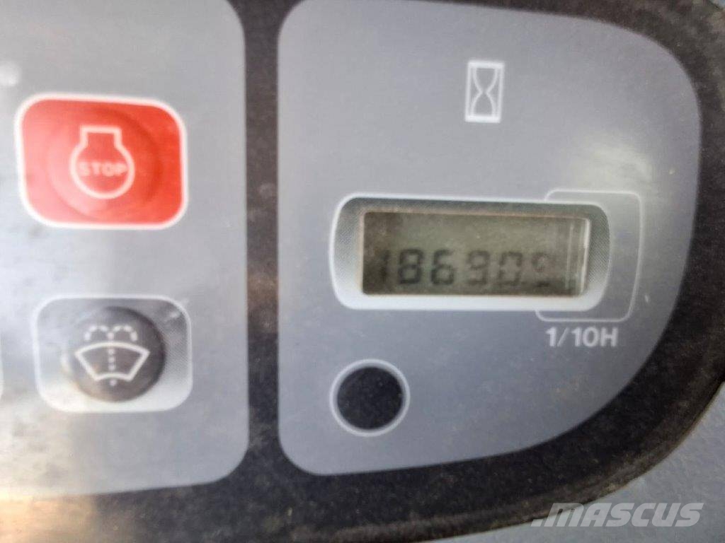 CASE CX 210   PRECIO A CONSULTAR Vikšriniai ekskavatoriai