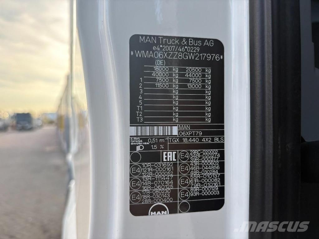 MAN TGX 18,440 + RETARDER + PTO HYDRAULIC + EURO 6 Nyergesvontatók