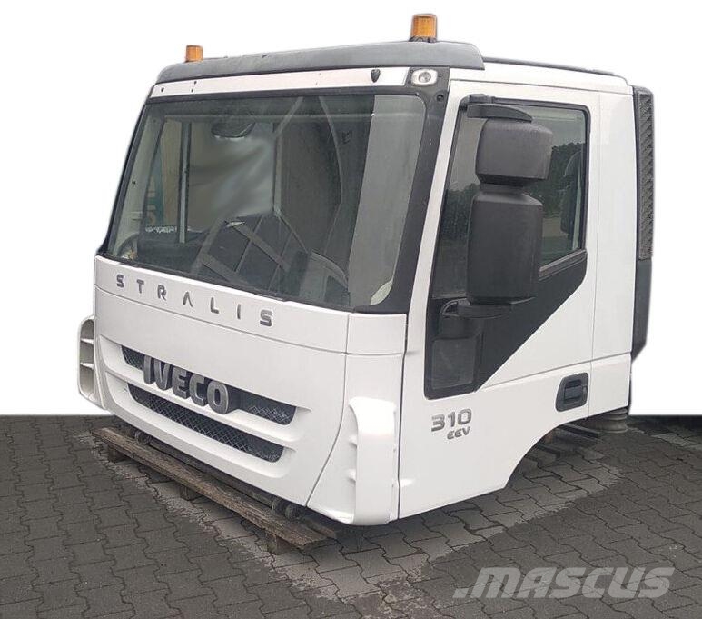 Iveco STRALIS TRAKKER EURO 5 2008-> Kabiny a interiér