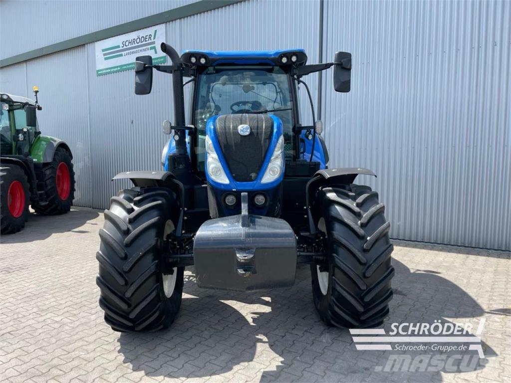 New Holland T 7.210 Tractoren