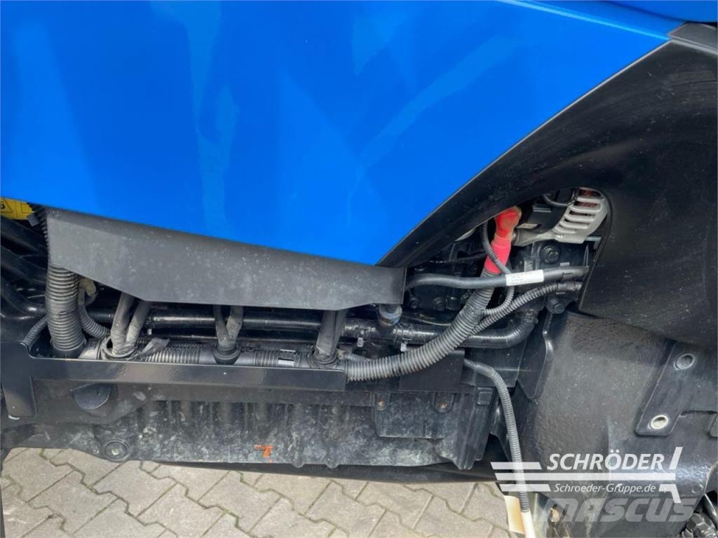 New Holland T 7.210 Tractoren