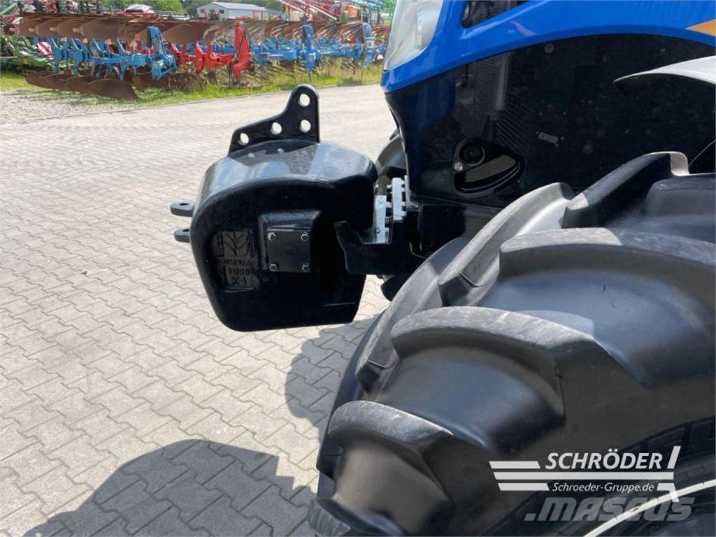 New Holland T 7.210 Tractors