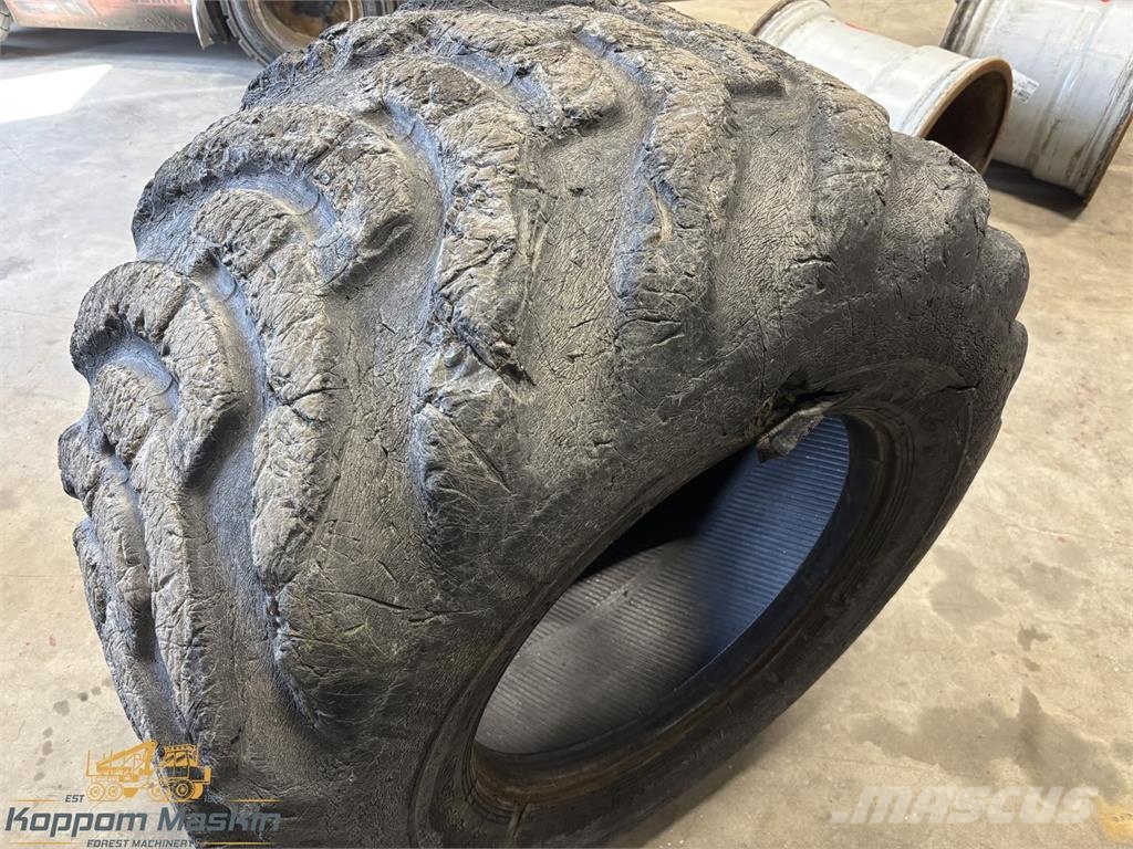 Nokian Fkf 710/45x26,5 Used/Beg Tyres, wheels and rims