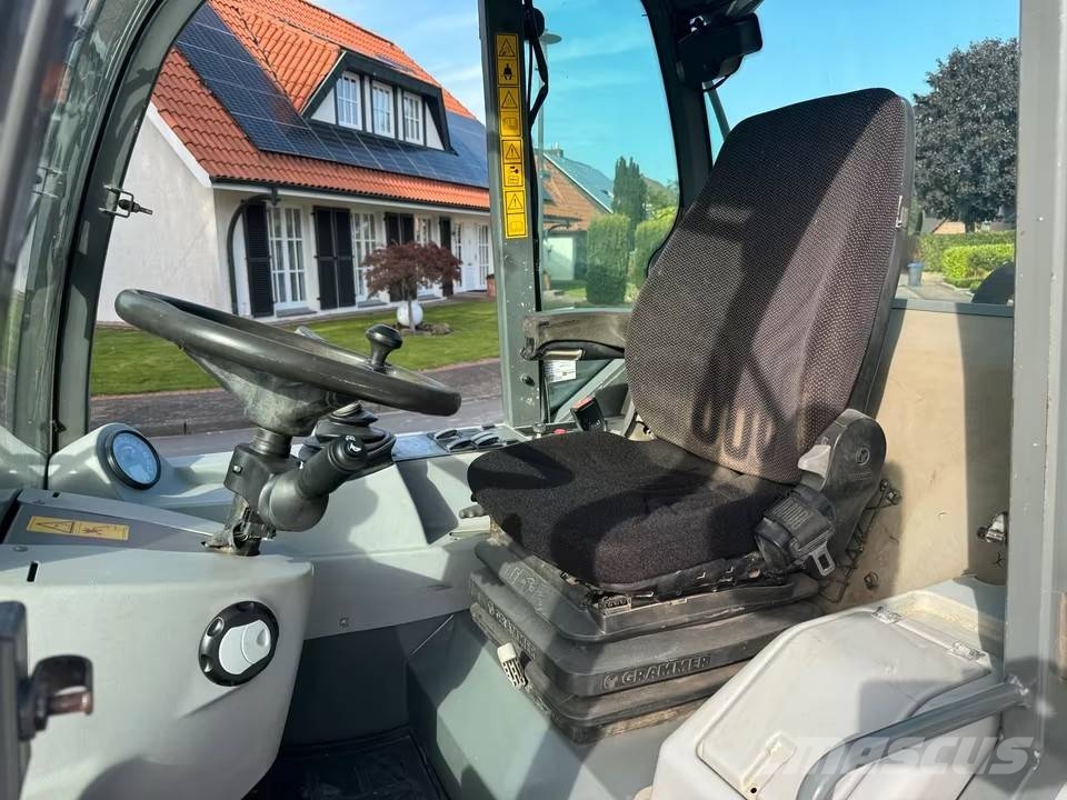 Kramer-allrad 750 Wheel loaders