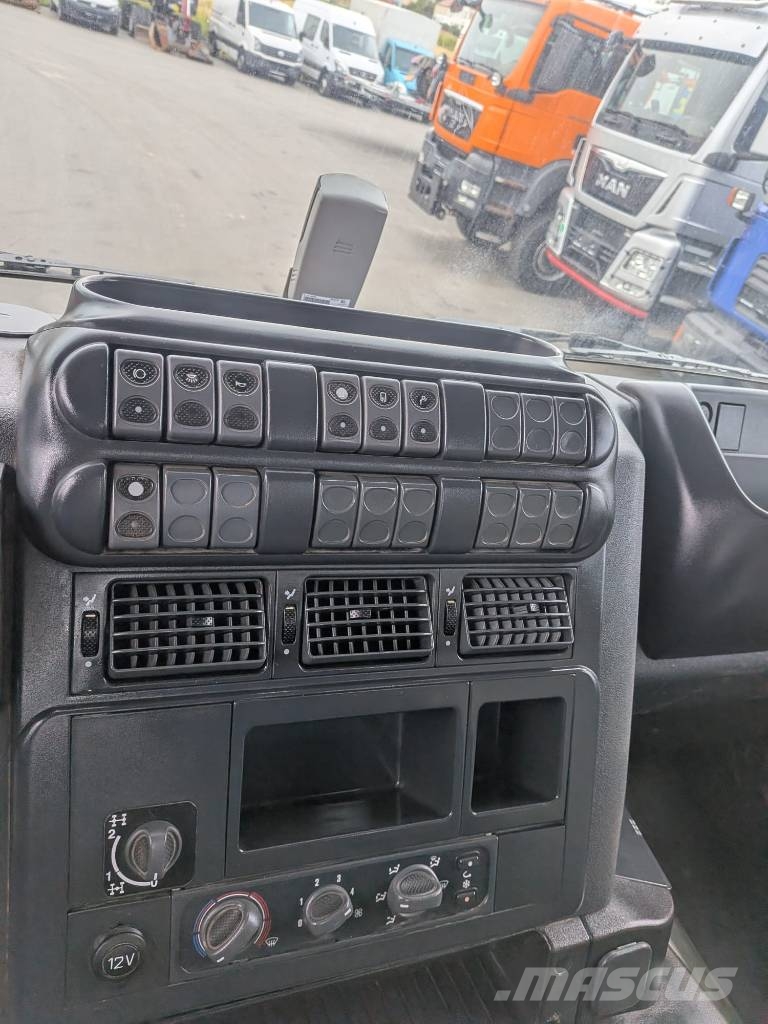 Iveco Trakker 260 T41 Camioane Demontabile