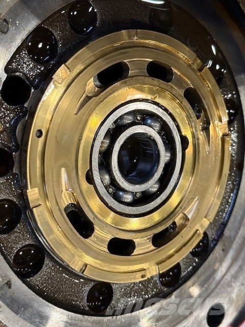 Kawasaki HYDRAULIC MOTOR TRAVEL هيدروليات