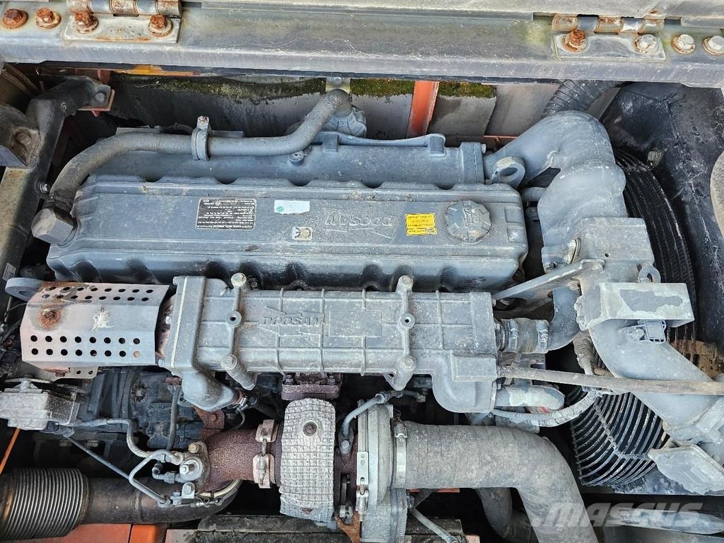 Doosan DX380LC-3 Raupenbagger