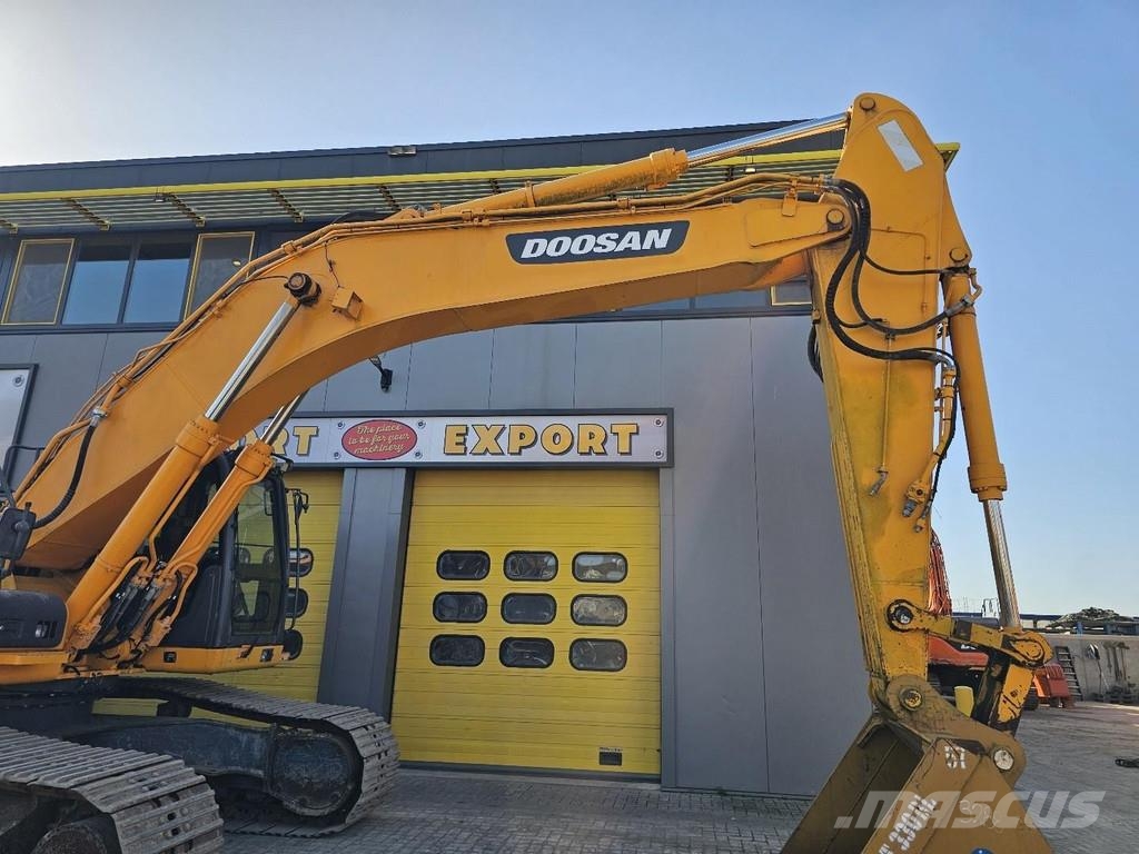 Doosan DX380LC-3 Raupenbagger
