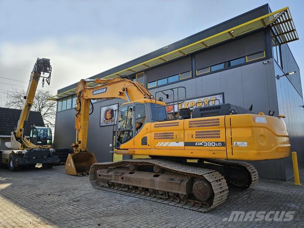 Doosan DX380LC-3 Raupenbagger