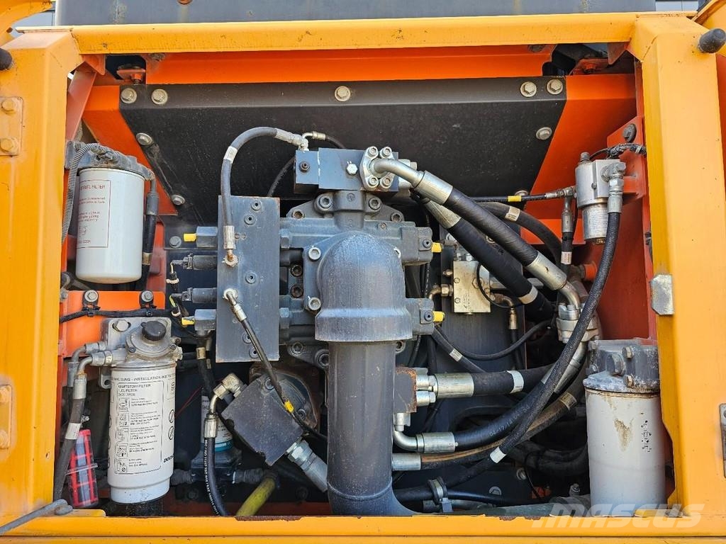 Doosan DX380LC-3 Raupenbagger