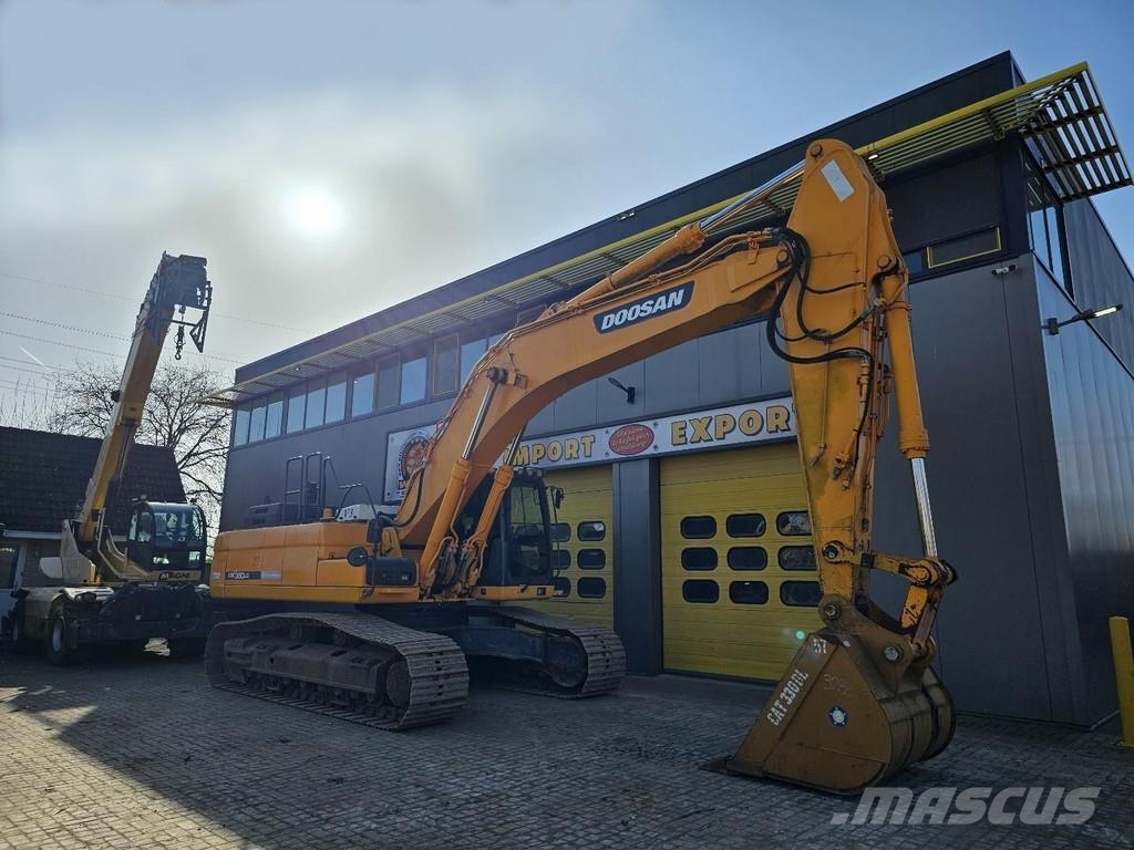 Doosan DX380LC-3 Raupenbagger