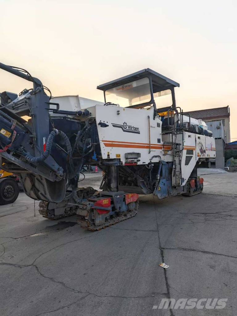 Wirtgen W 2100 Asfalt kaziyicilar