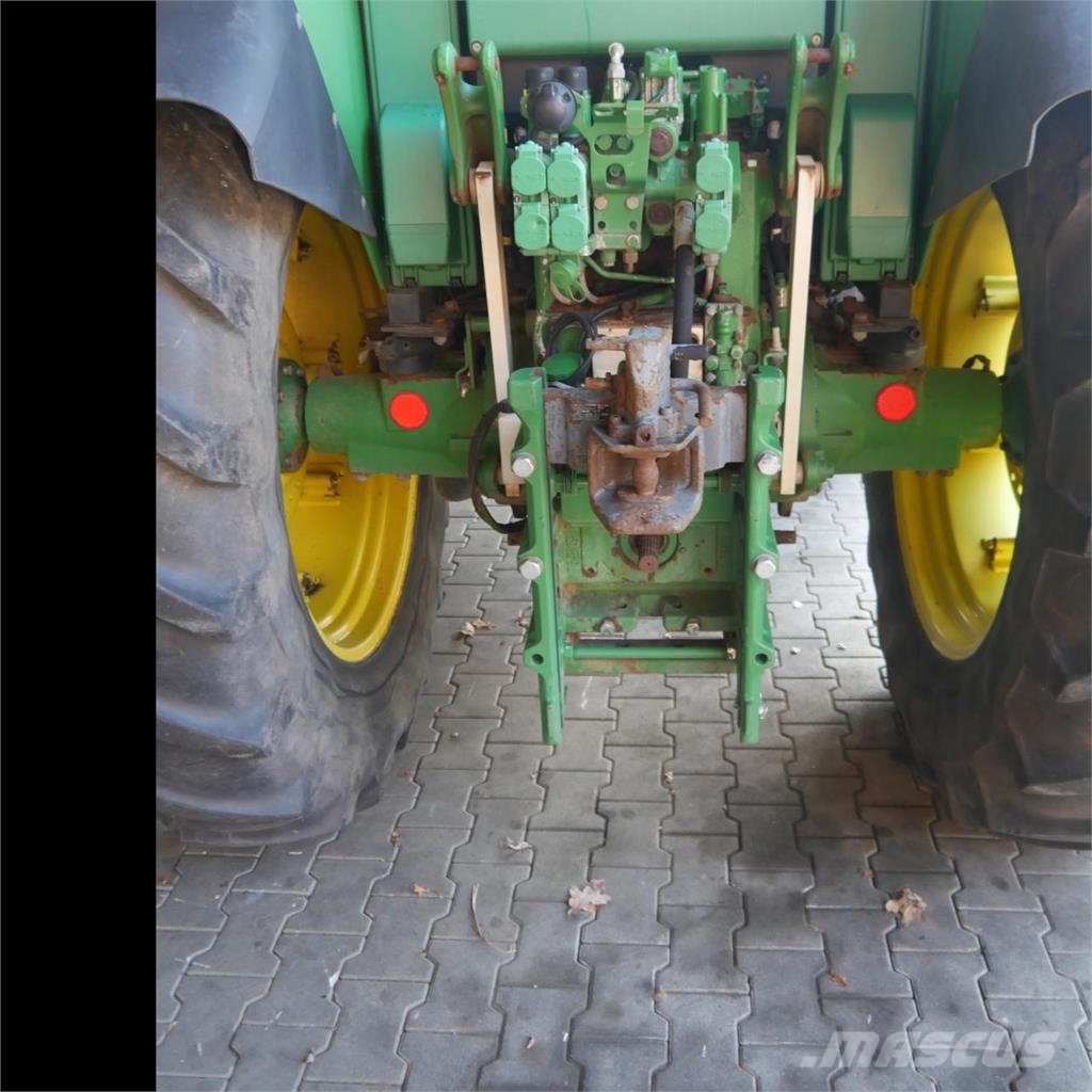 John Deere 6220 Premium PQ Traktorji