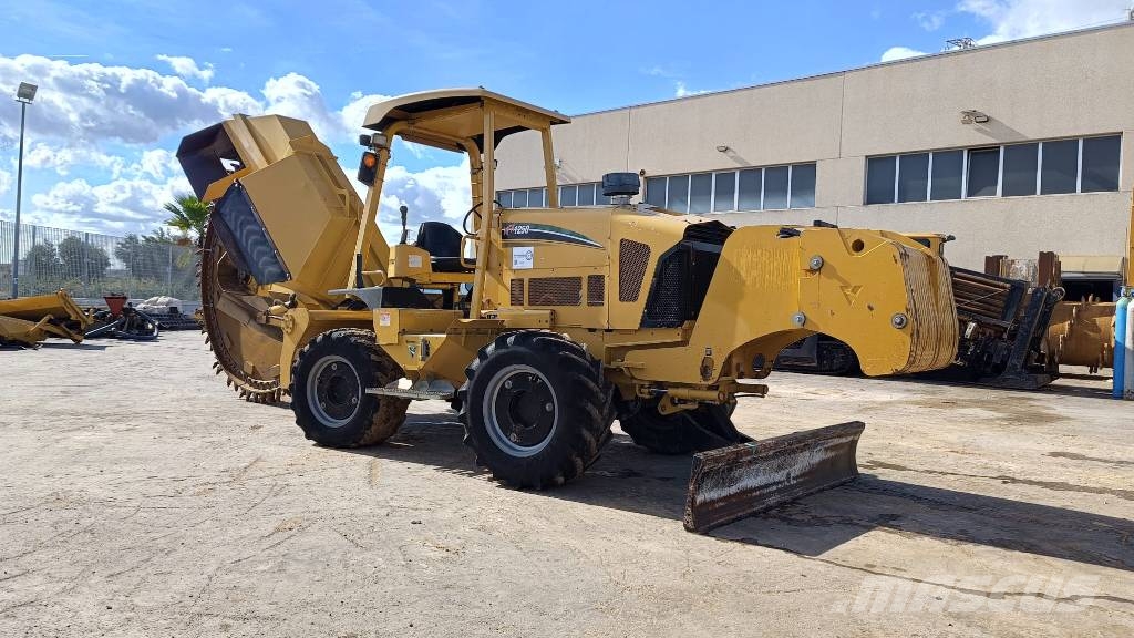 Vermeer RTX 1250 Trenchers