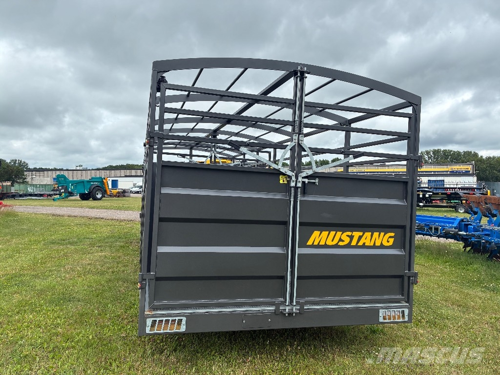 Mustang MA 770 Djurvagn ماكينات زراعية - غير ذلك