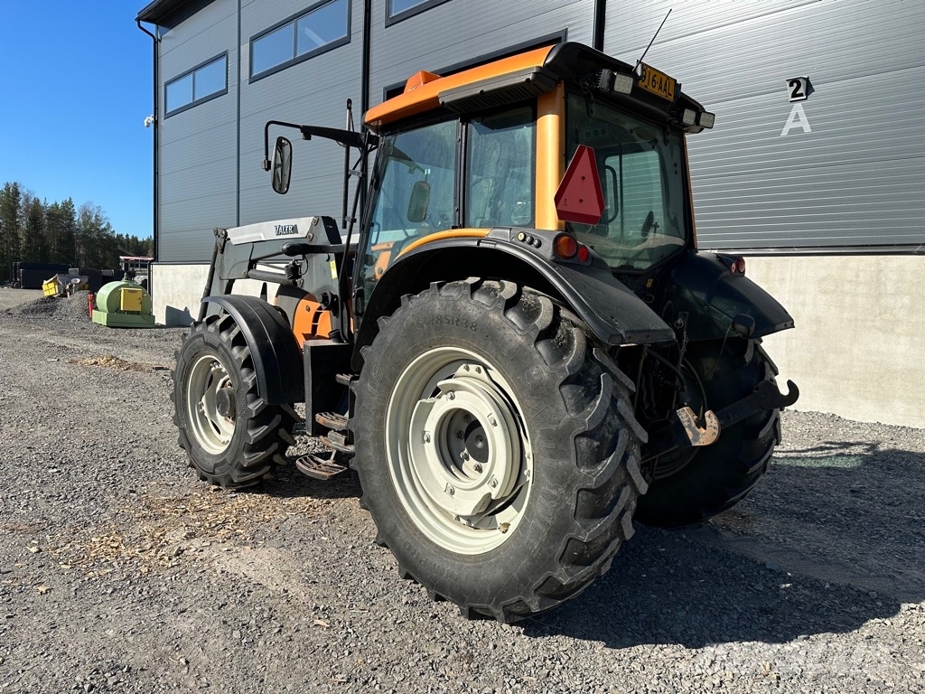 Valtra N101 Трактора