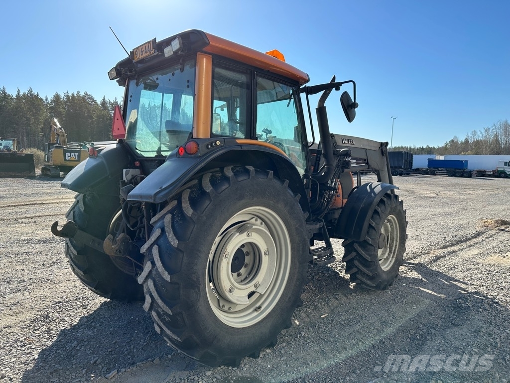 Valtra N101 Трактора