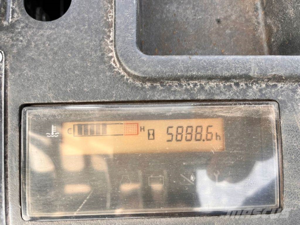 Toyota 02- 8FGJF35 Περονοφόρα ανυψωτικά κλαρκ με φυσικό αέριο LPG