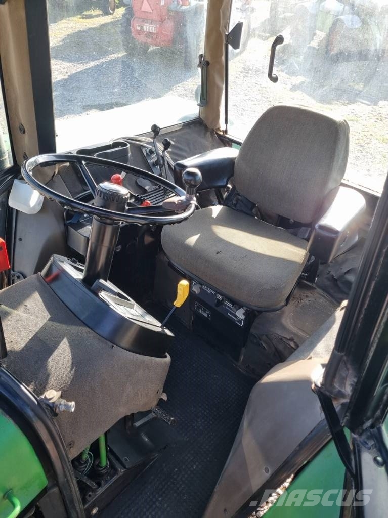 John Deere 4955 Traktoriai
