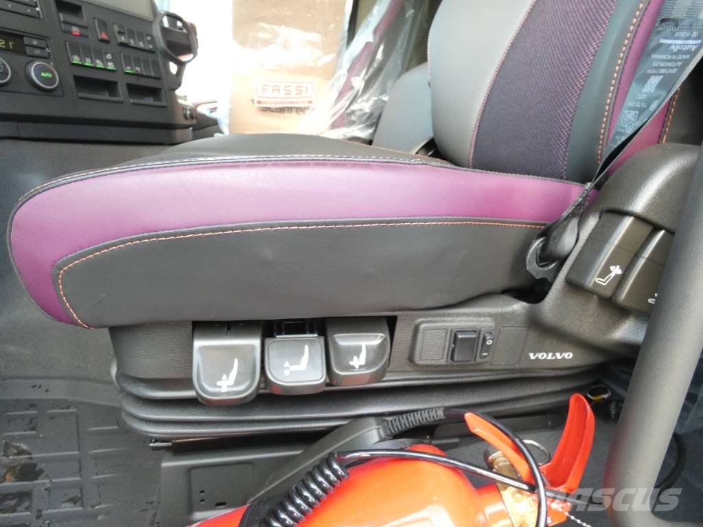 Volvo FM 26.330 Автокрани
